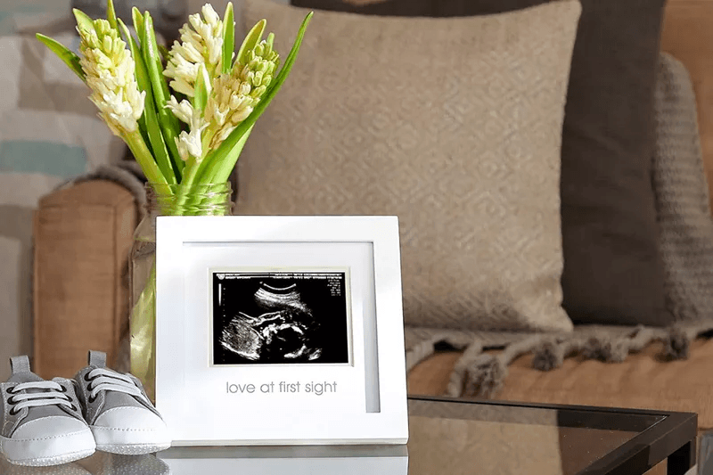 love at first sight Pearhead sonogram frame