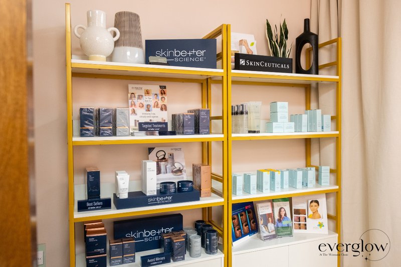Aesthetics and skincare at Everglow