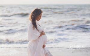 Symptoms by Trimester: What Should You Expect Each Week? cover